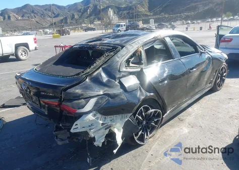 2022 BMW M440I Gran Coupe xDrive z USA, uszkodzony, nr VIN WBA13AW05NFM24588